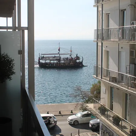 Apartament Retrowaves